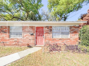 Building Photo - 1703 King Ave