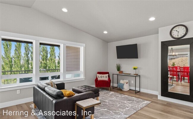 Building Photo - 3 br, 3 bath House - 3020 Riverview Lane