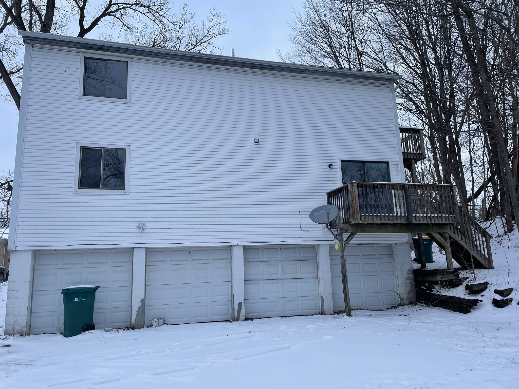 Building Photo - 1566 Mac Dr