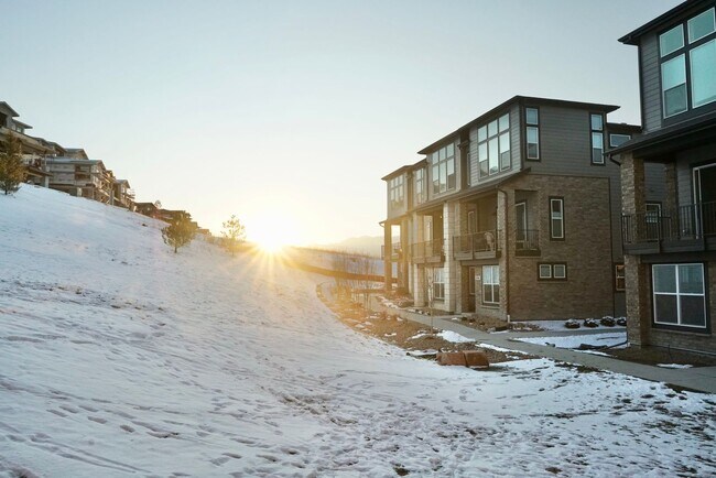 Building Photo - 2261 Buttercup Ln