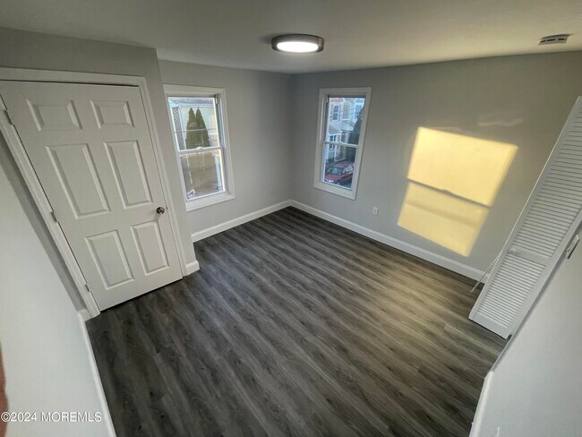 Building Photo - 1257 Washington Ave