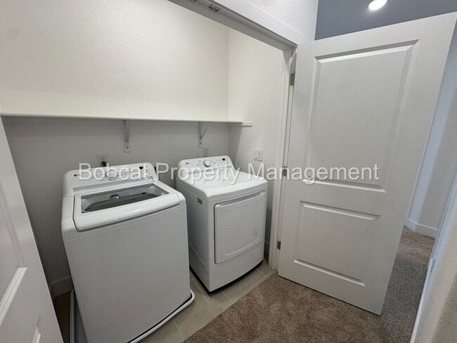 Building Photo - 3671 Pulsar Ln