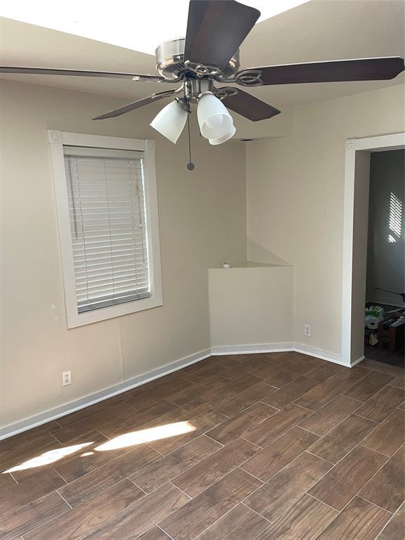 Building Photo - 105 Henna