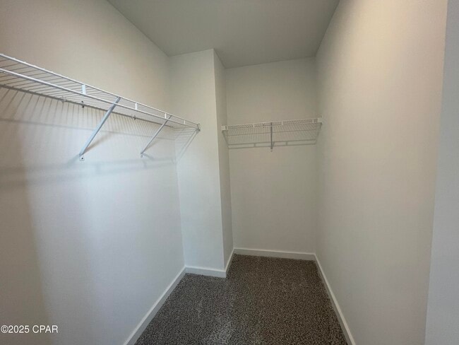 Building Photo - 5864 Tyndall Pkwy