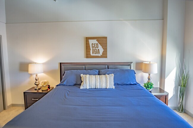 Building Photo - 550 W Peachtree St NW