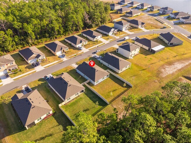 Building Photo - Never Lived in 4 Bed, 2 Bath Ormond Home with Upgrades and a Fenced Yard