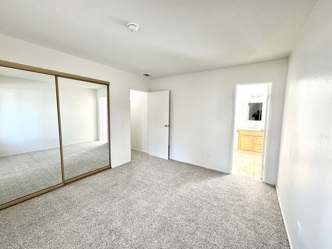 Building Photo - Welcoming Single-Story Home for Rent in Beautiful Chino Hills