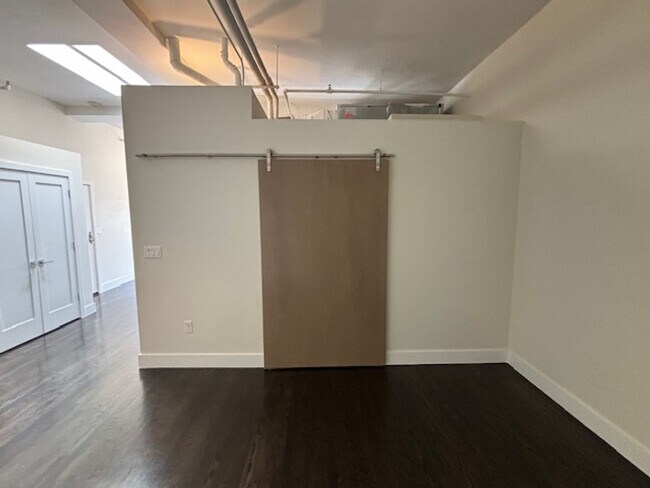 Building Photo - Charming 1bd/1ba Condo – Denver Dry Goods ...