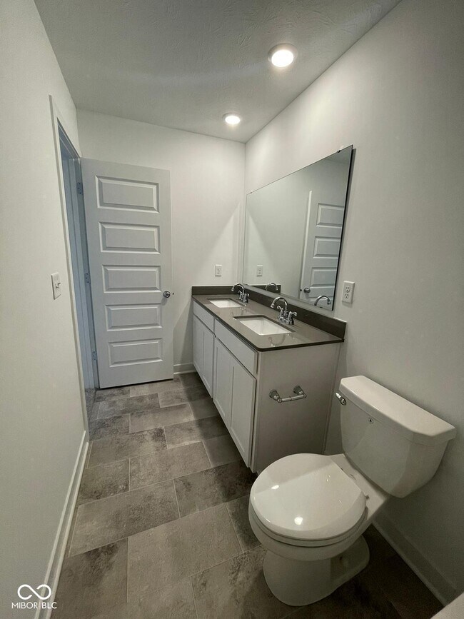 Building Photo - 6852 Orchard Run Cir