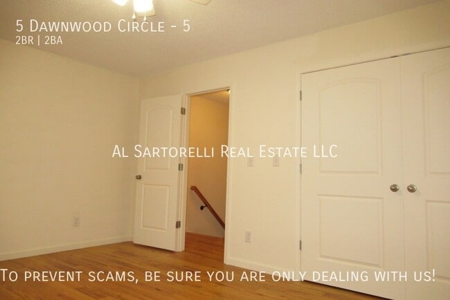Building Photo - 5 Dawnwood Cir