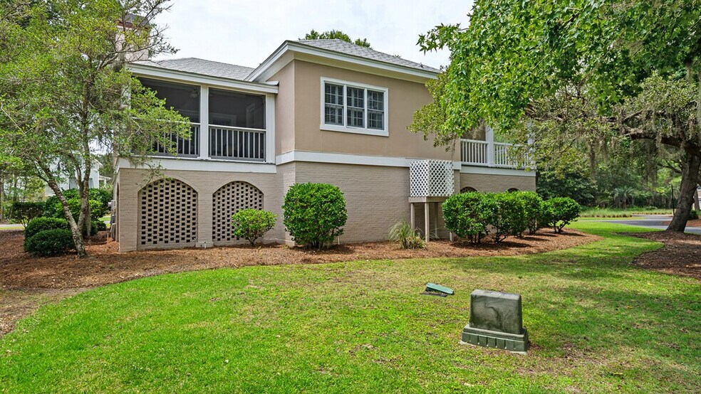 Building Photo - 20 Brandon Way