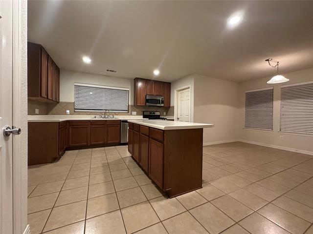 Building Photo - 1513 Nighthawk Dr