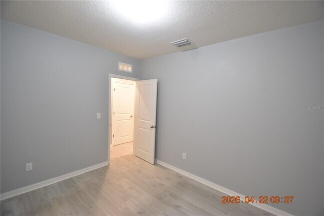 Building Photo - 8651 Falling Blue Pl