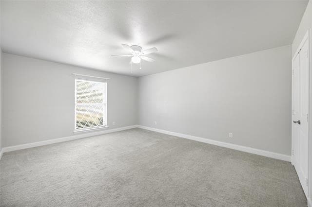 Building Photo - 6350 Glennox Ln