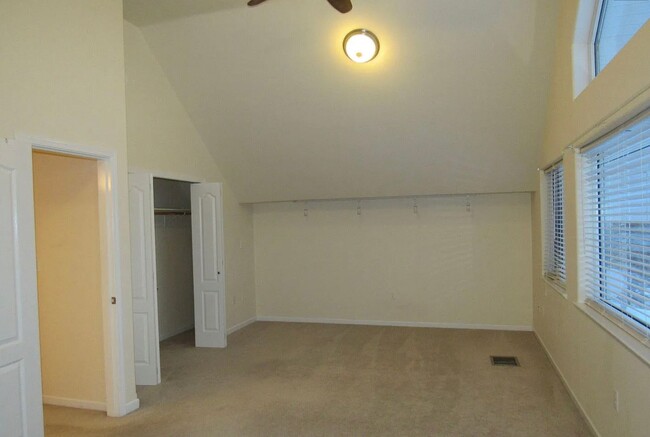 Building Photo - Beautiful 3 bedroom home in Fox for rent /...