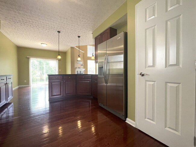 Building Photo - 6127 Janes Way