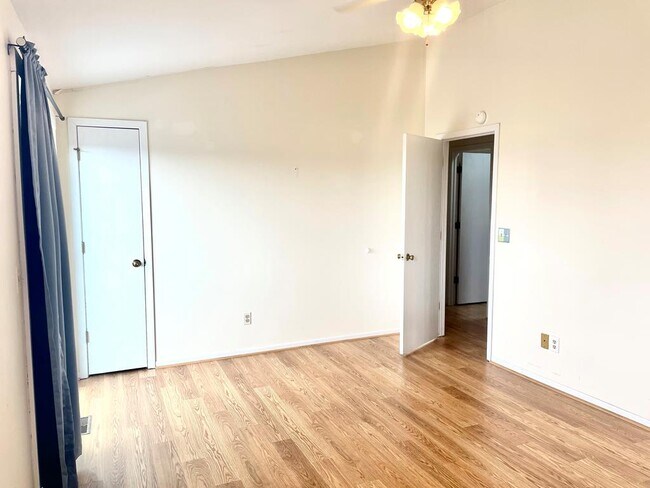 Building Photo - 7141 Margarets Ln