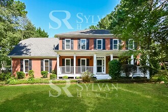 Building Photo - Turn the key. Enter. Smile. Repeat every day!