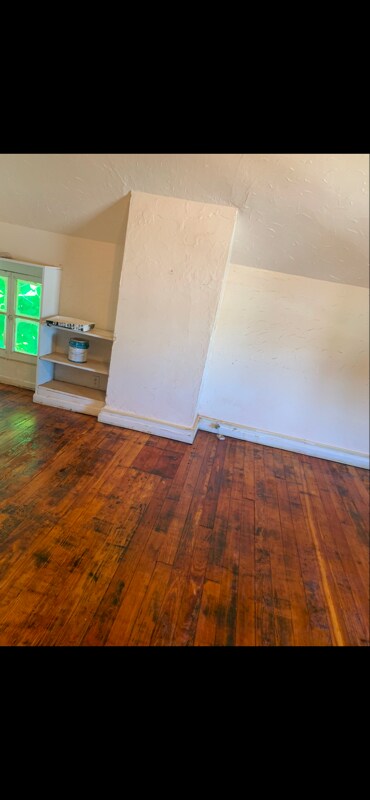 Building Photo - 20xx Switzer Ave