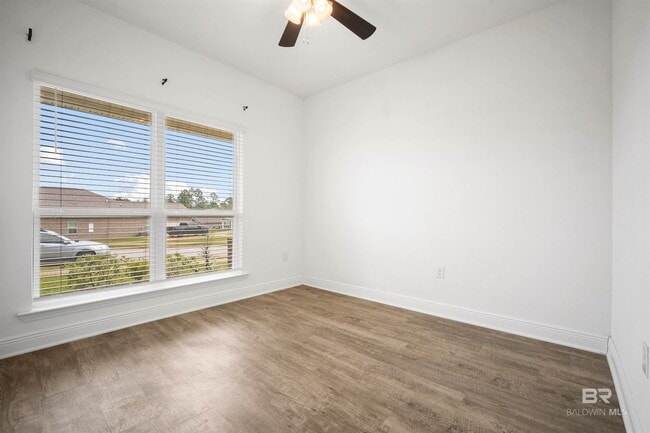 Building Photo - 13137 Cavalier St