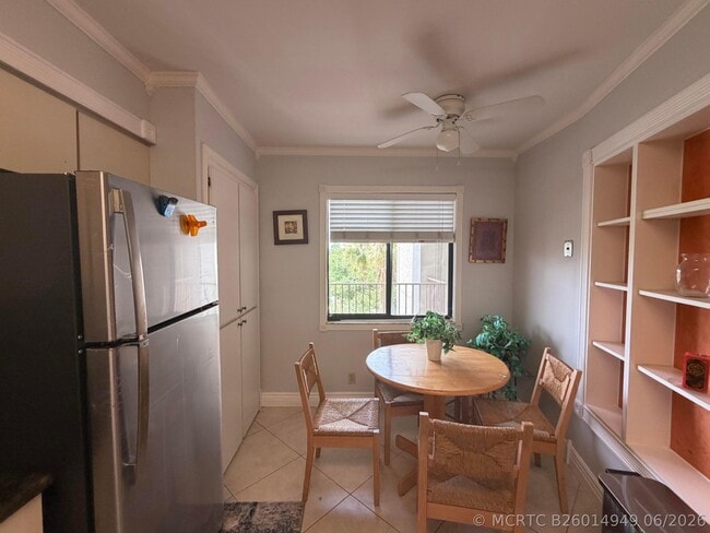 Building Photo - 14475 Strathmore Ln