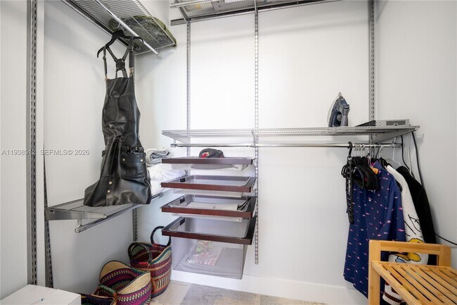 Building Photo - 335 S Biscayne Blvd