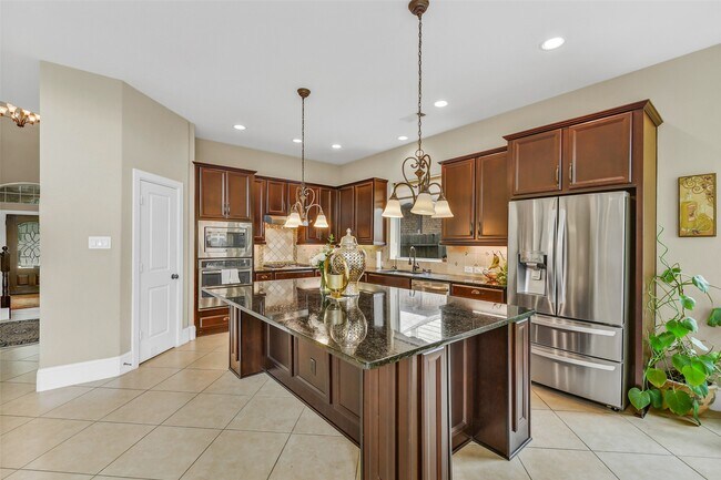 Building Photo - 28606 Rolling Ridge Dr