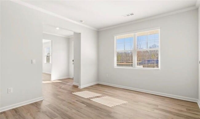 Building Photo - 129 King Vlg