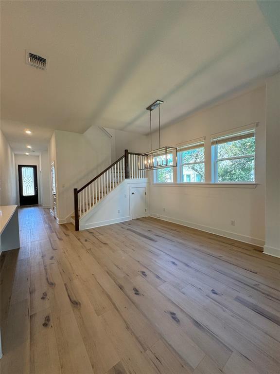 Building Photo - 109 Monterey Oak Trl