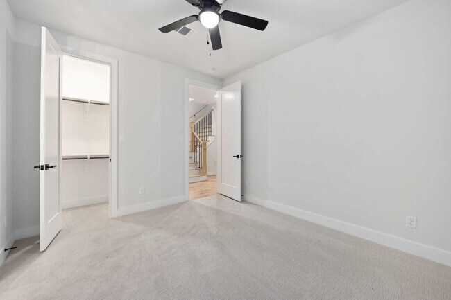 Building Photo - 6117 Campo Vista Dr