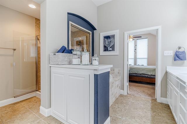 Building Photo - 1103 Somerset Cir