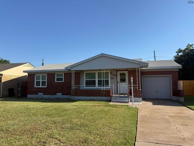 Primary Photo - 3033 Pool St