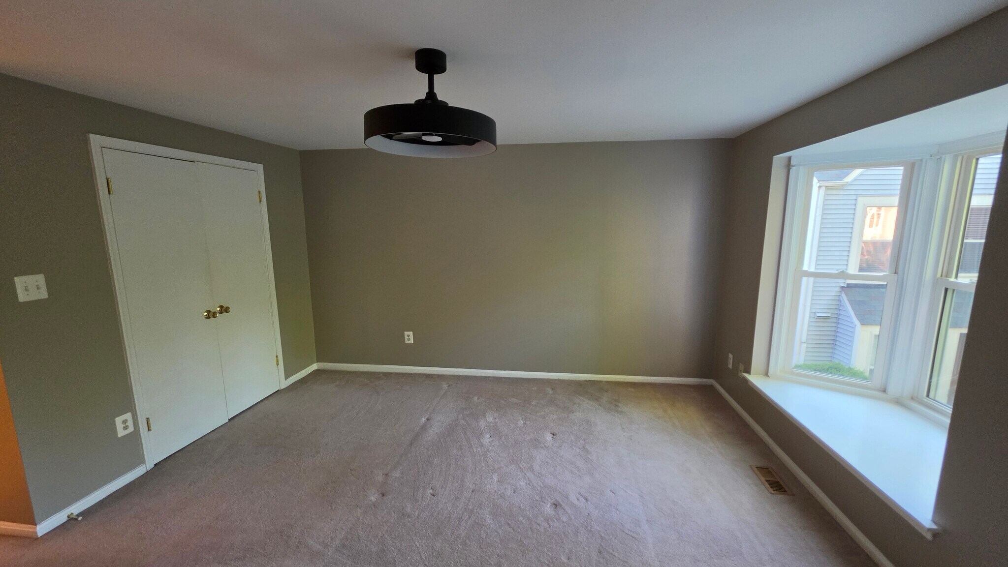 Building Photo - 1775 Whisperhill Dr