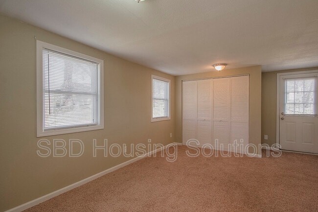 Building Photo - 1740 Sinnott Cir