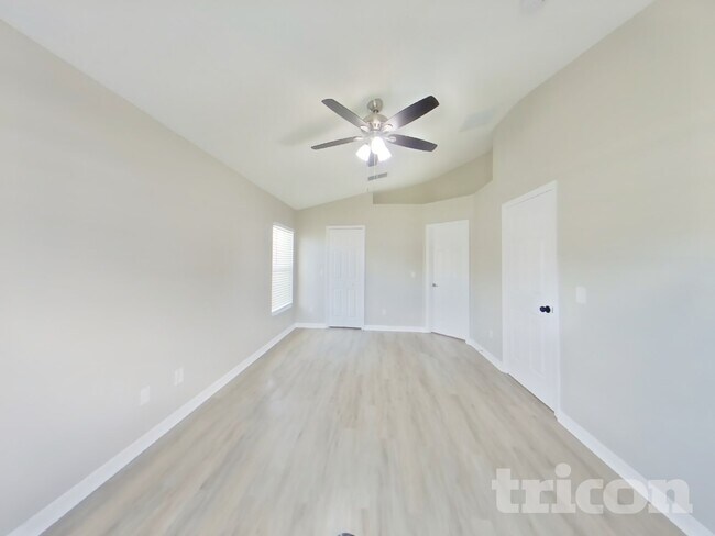 Building Photo - 2941 Grayton St