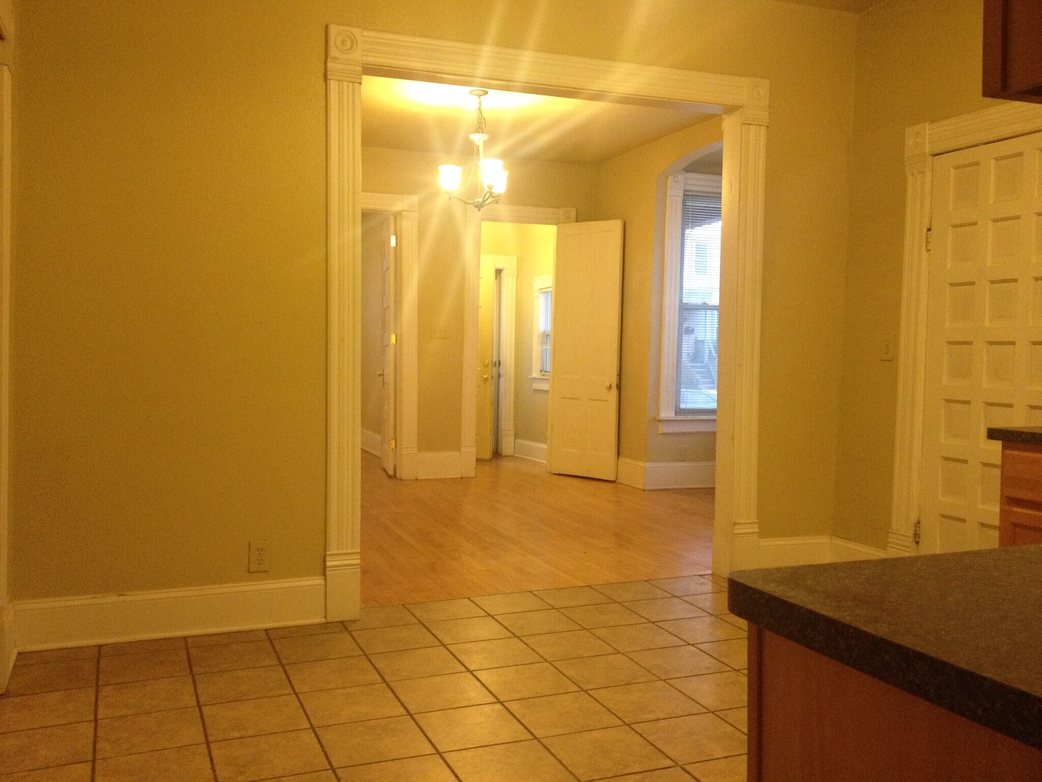 Building Photo - 2235 S Robinson Ave