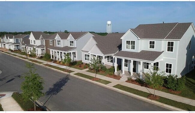 Building Photo - 5206 Pike Lp