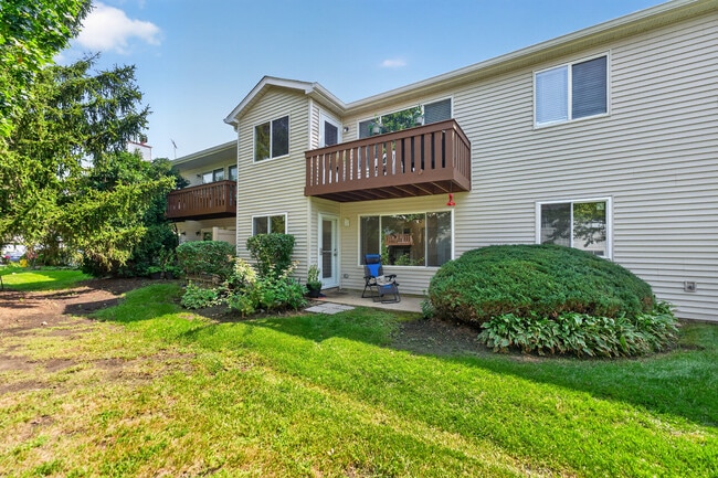 Building Photo - 665 Thorntree Ct