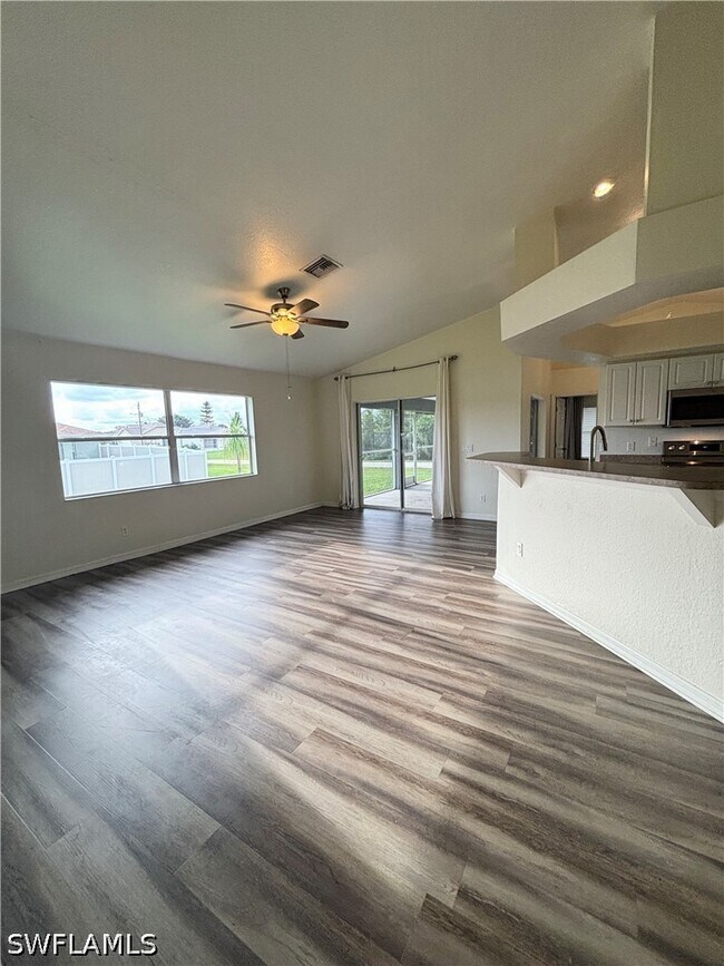 Building Photo - 6143 Hendley Ct