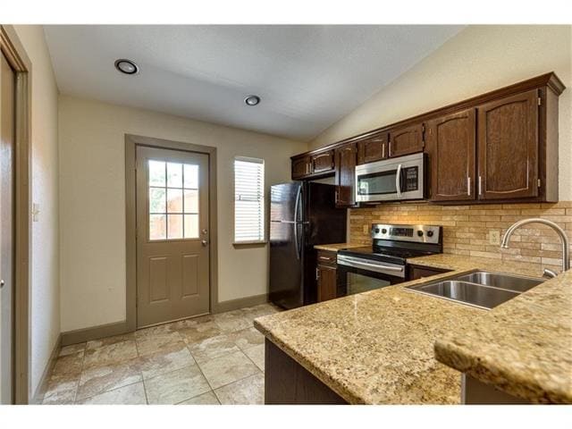 Building Photo - 2906 Penny Ln