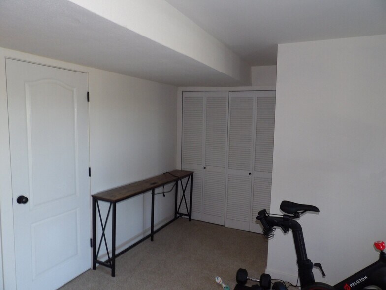 Building Photo - 9307 Prairie Clover Dr