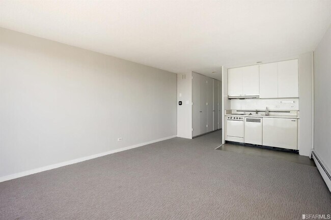 Building Photo - 1050 North Point St