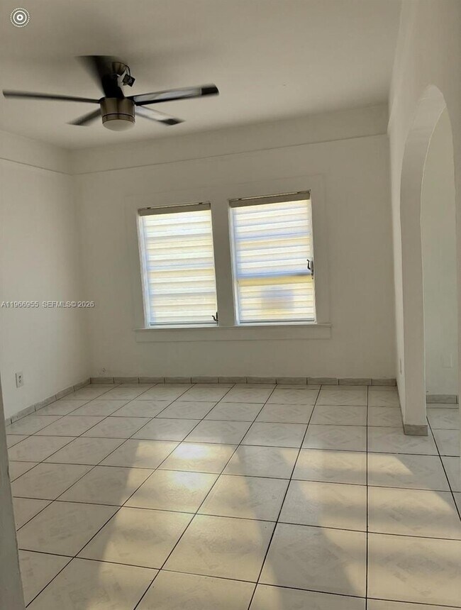 Building Photo - 12680 NE 3rd Ave