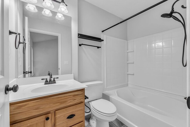 Building Photo - 7717 Porter House Dr