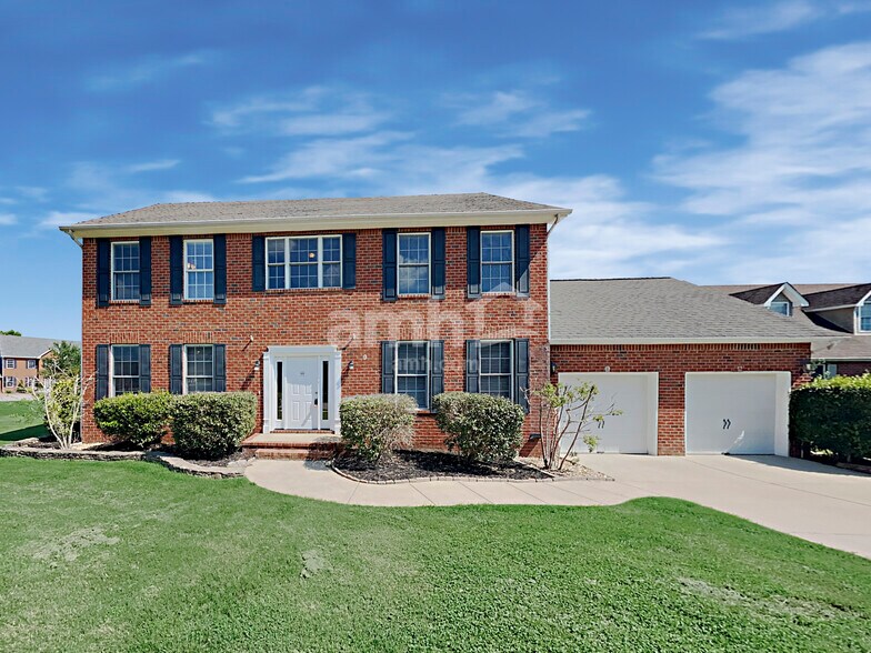 Primary Photo - 1602 Solitude Ct