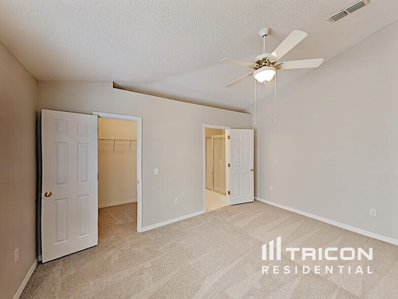 Building Photo - 4552 Gondolier Rd