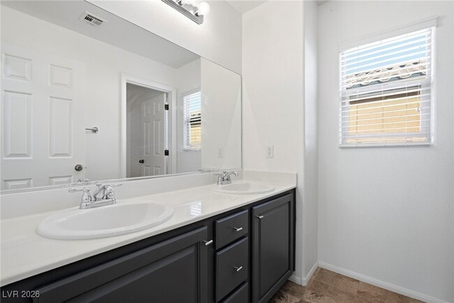 Building Photo - 10585 Cave Ridge St