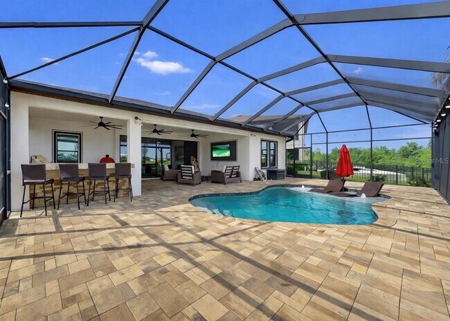 Building Photo - 12845 Satin Lily Dr