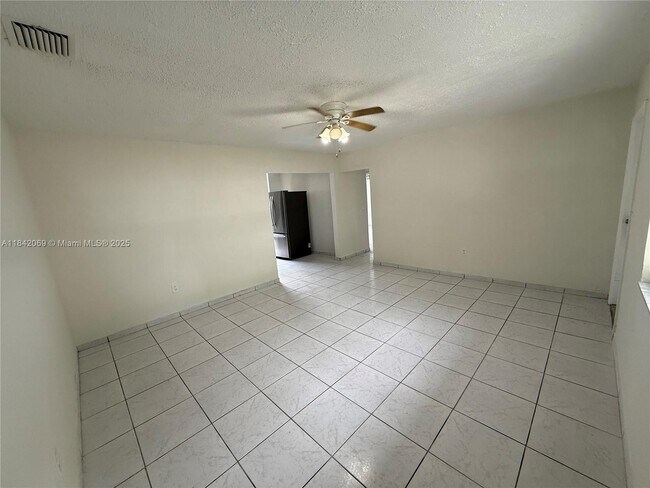 Primary Photo - 2146 NW 18th Terrace
