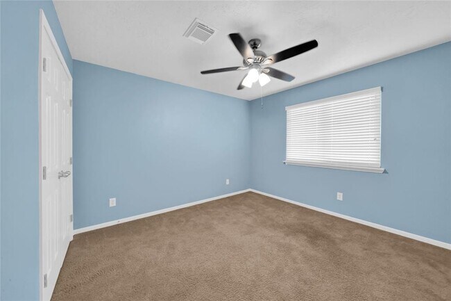 Building Photo - 4406 Park Trail Ln